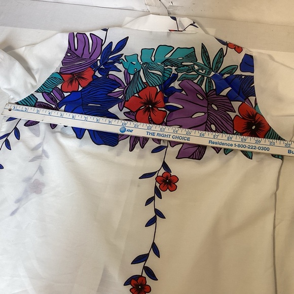 Vintage 80s Hilo Hattie Women’s Hawaiian Shirt White WithTropical Floral Design - Picture 9 of 11
